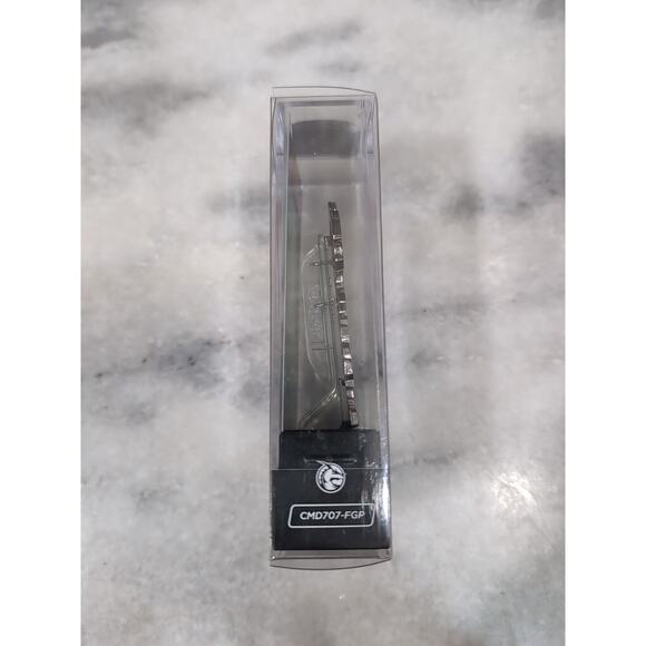 FiGPiN #260, My Hero Academia Izuku Midoriya, Hard Case, Enamel Pin, Locked‎ - Picture 4 of 5